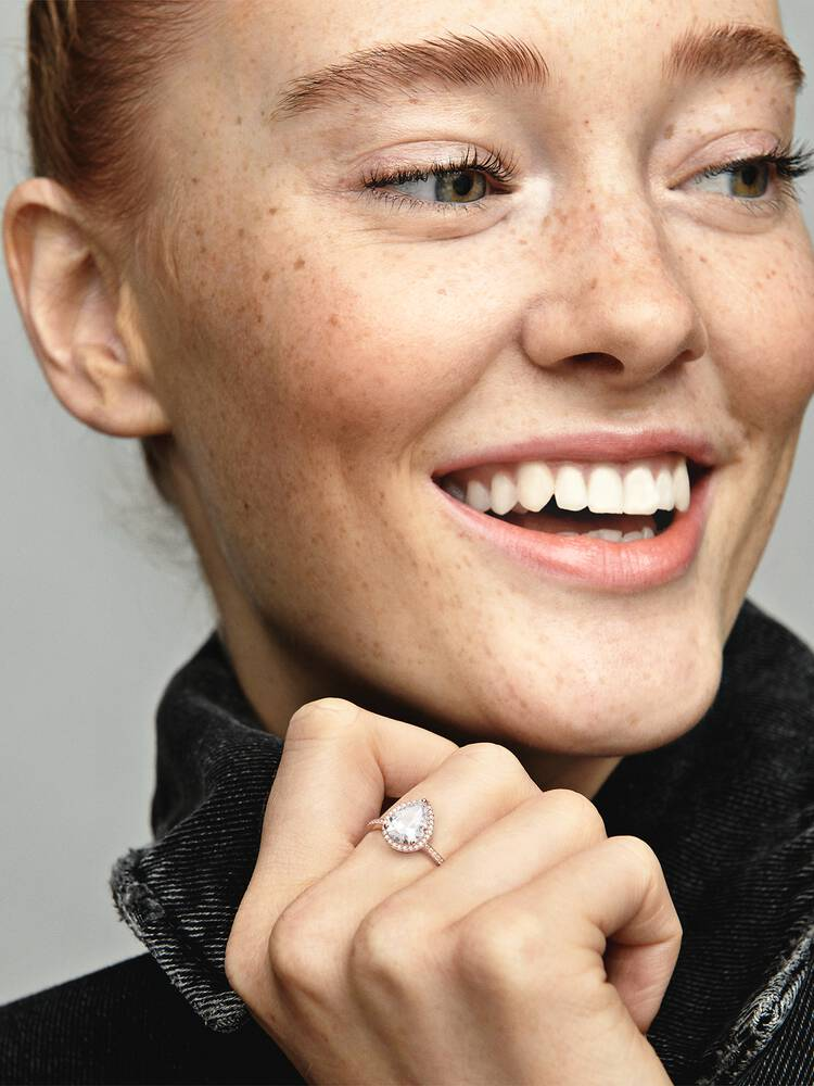 Pandora Sparkling Teardrop Halo Ring